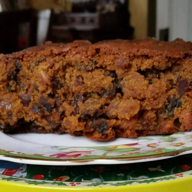 Dark Fruit Cake