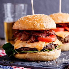 Classic Bacon Cheese Burger