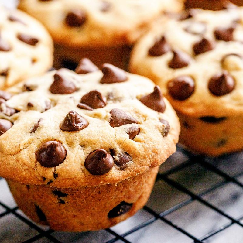 Nutella Stuffed Cookies Cups
