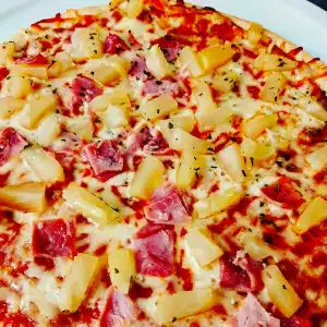 Hawaiian Pineapple Pizza