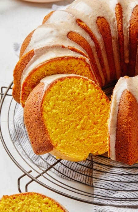 Pumpkin Brown Butter Glaze Cake